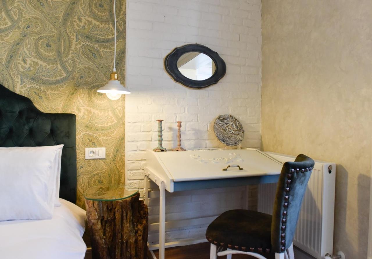 Appartamento Restauro Apartament Buzău Esterno foto